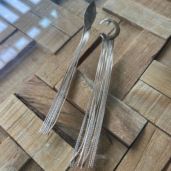 Free People 💗 asymmetric moon celestial chain dangly earrings - Picture 2 of 5